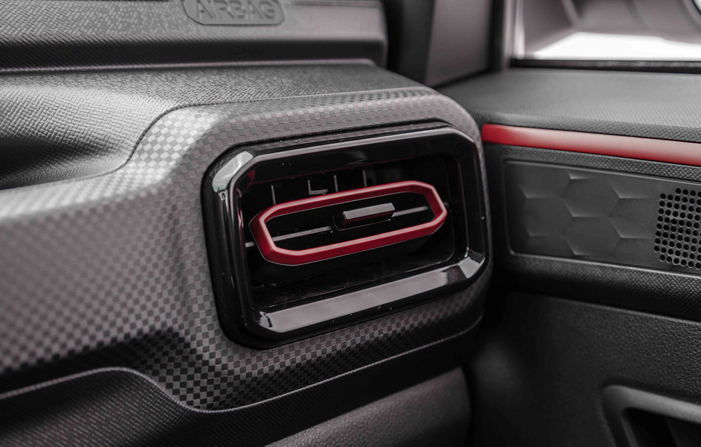 DVA VAZDUŠNA JASTUKA ZA PREDNJA SEDIŠTA